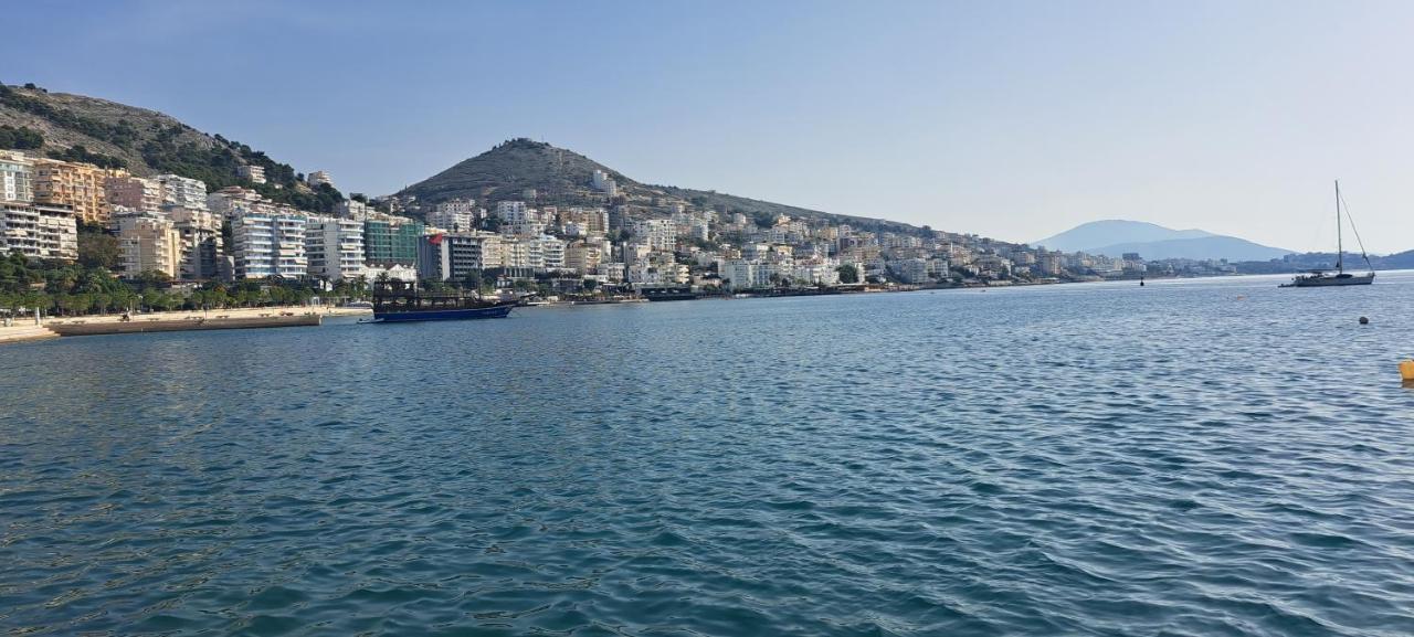 Apartment Alex Sarandë Exteriör bild